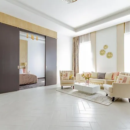 The Opulent Oasis By Newave Daire Budapeşte