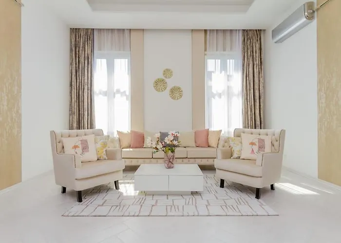 The Opulent Oasis By Newave * بودابست