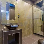 The Opulent Oasis By Newave Apartment Budapest